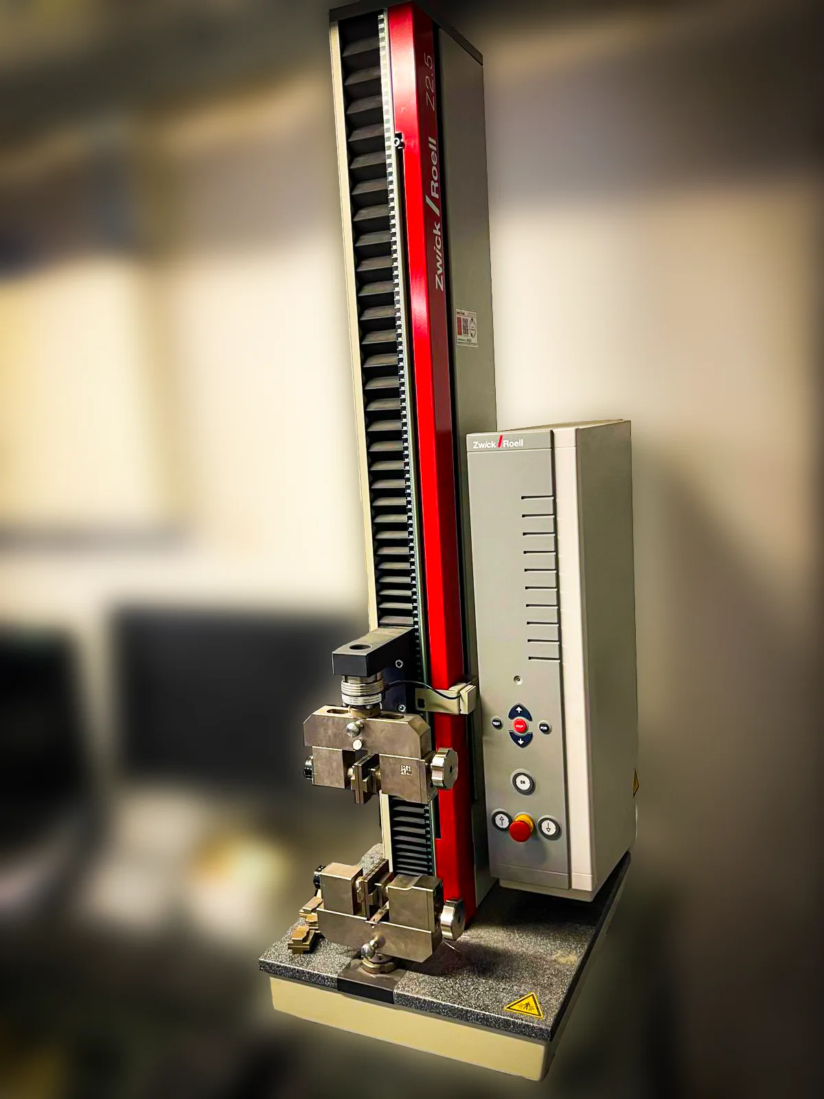 Zwickroell Testmachine from our Laboritory